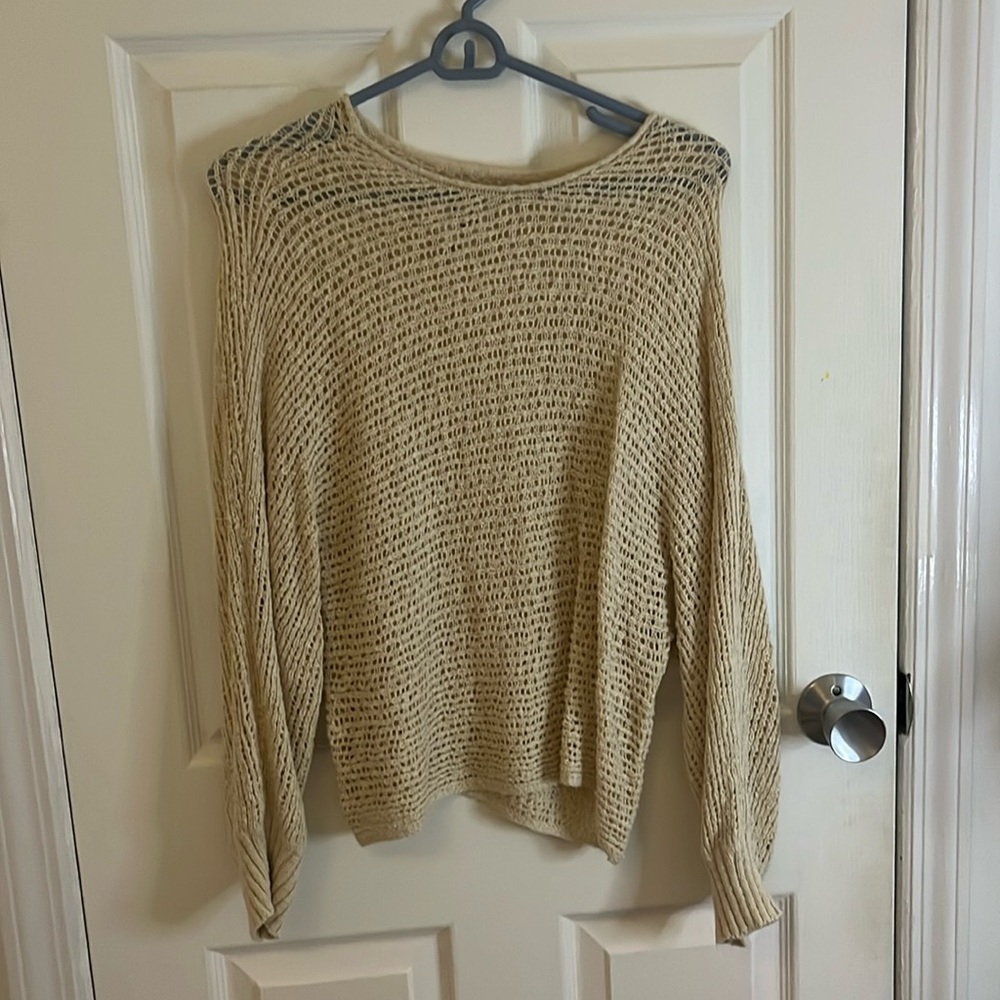 Billabong long sleeve sweater